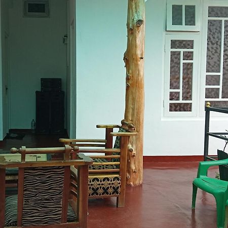 Forest Cyniciam Homestay Ohiya Exterior photo